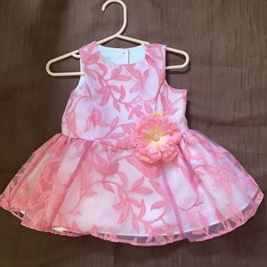 beautiful pink dress wonderful for this summer